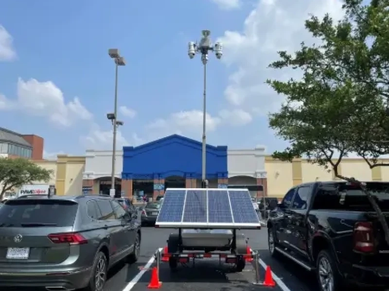 LotGuard Surveillance Trailer at Retail Store - Thumb